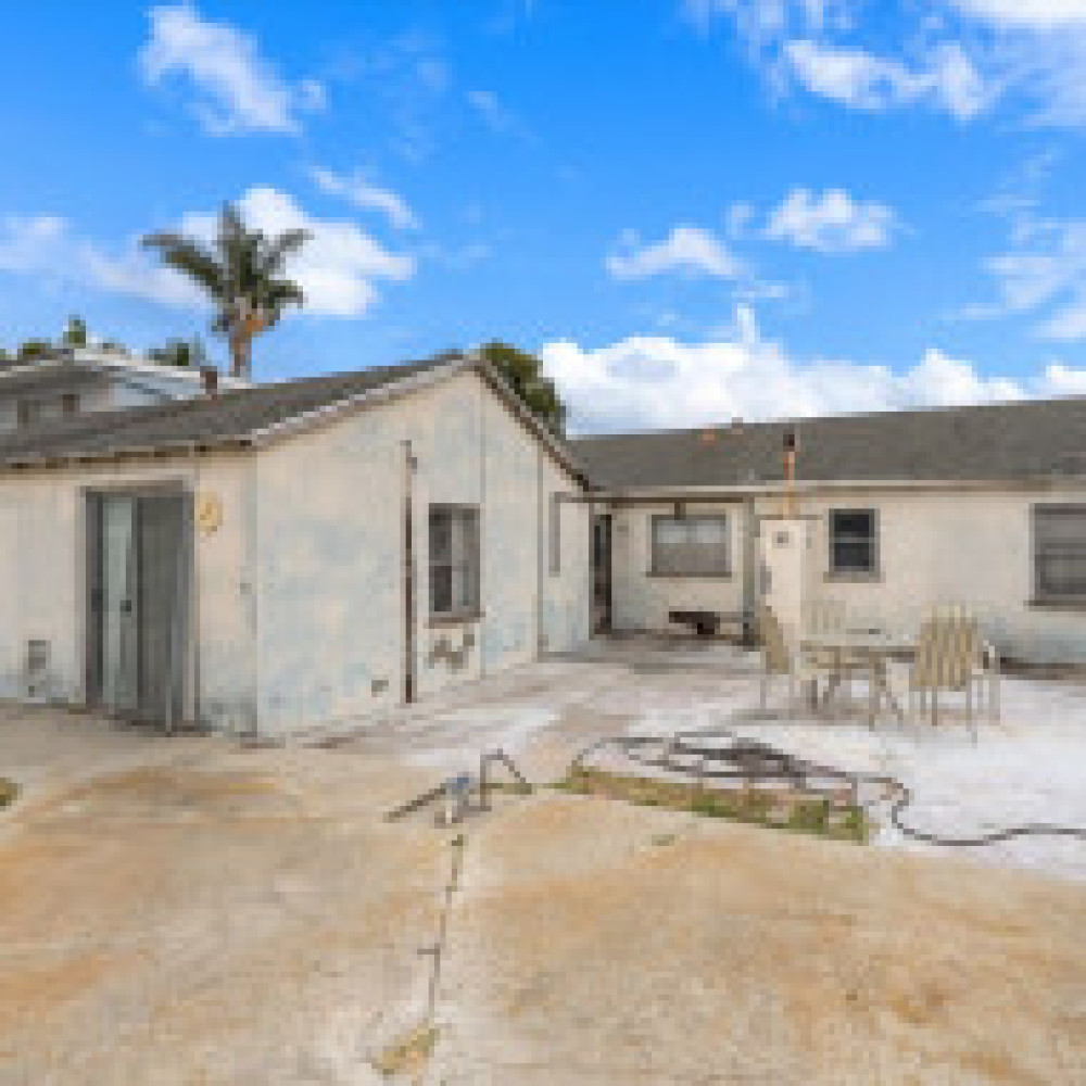 12923 Gilmore Ave Los Angeles CA 90066