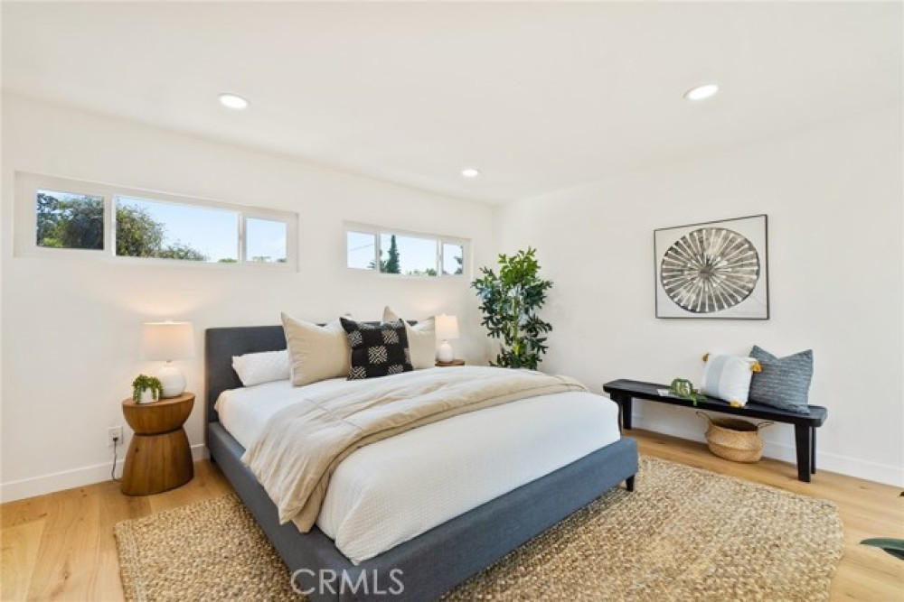 5400 W 76th St, Westchester CA 90045