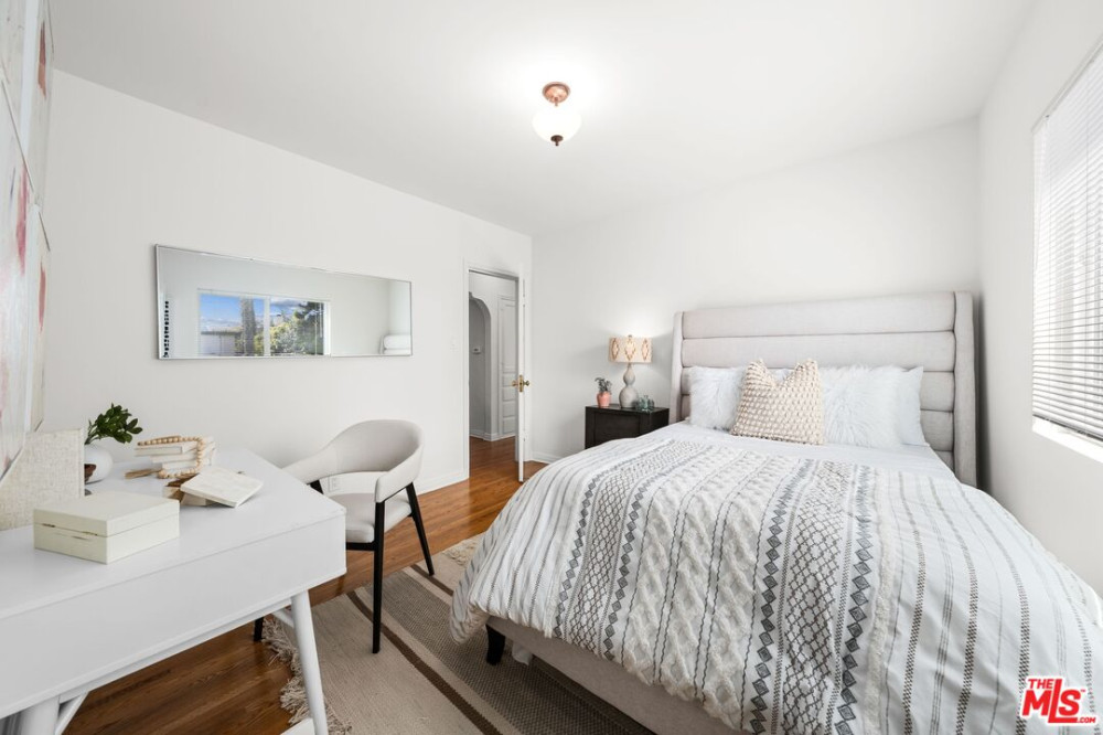 822 Pine St, Santa Monica CA 90405