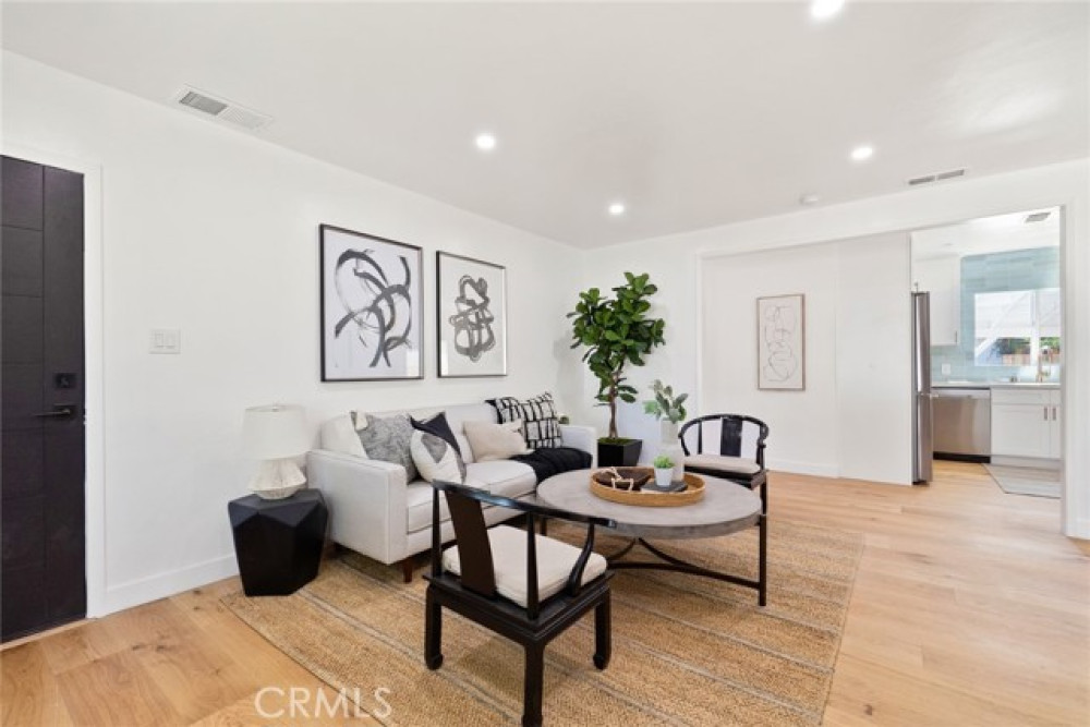 5400 W 76th St, Westchester CA 90045