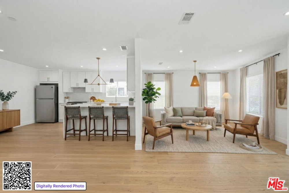 7832 Croydon Ave, Los Angeles CA 90045