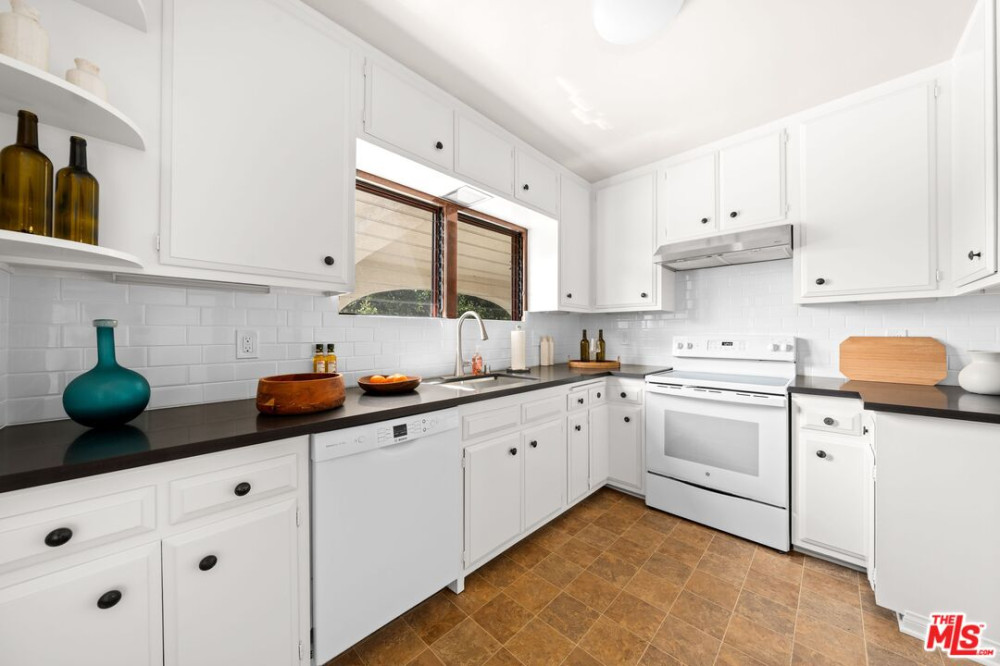822 Pine St, Santa Monica CA 90405