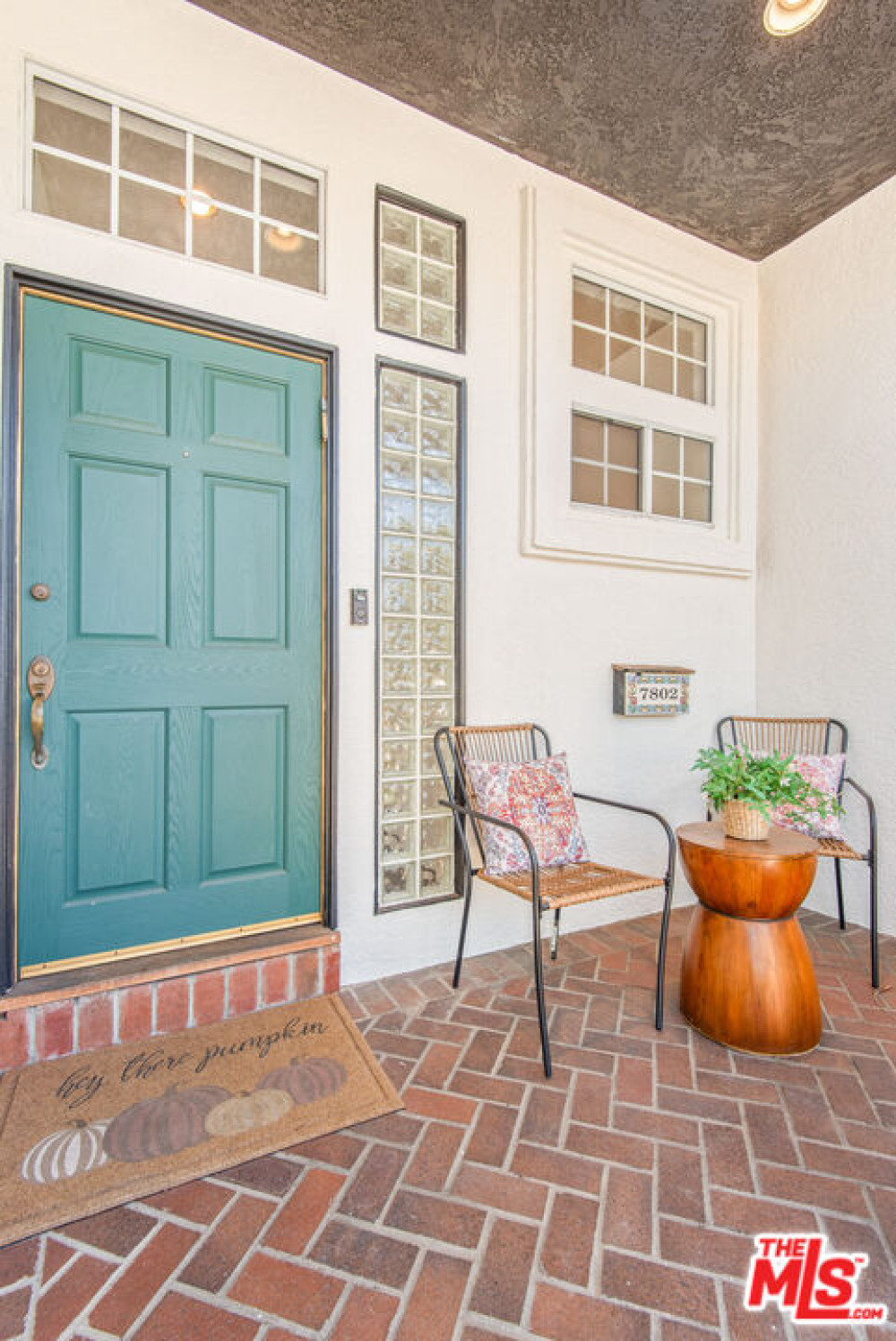 7802 Vicksburg Ave, Los Angeles CA 90045