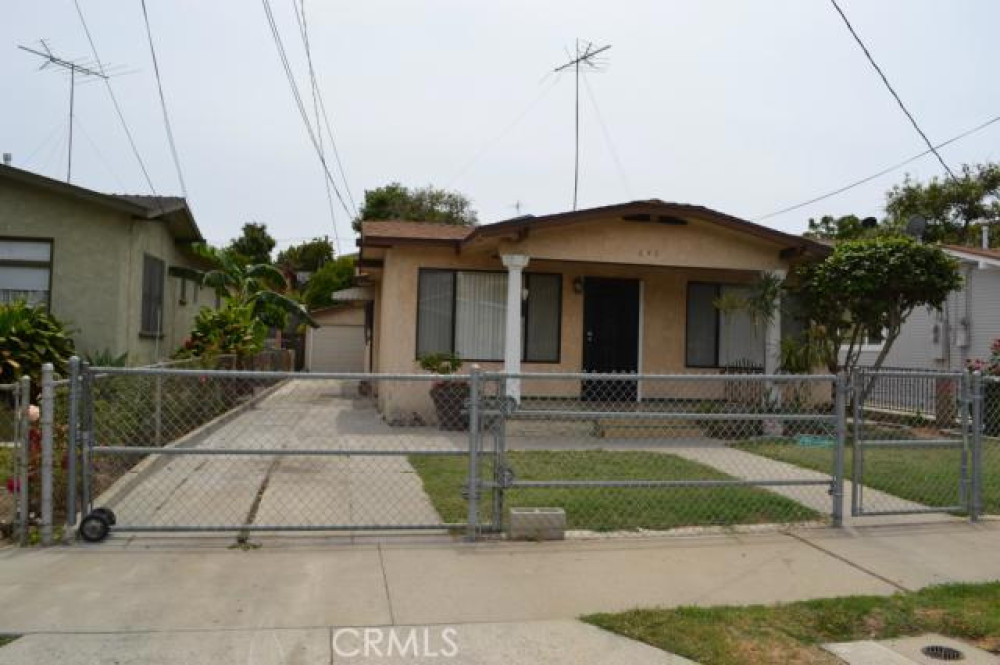 641 W 3rd St, San Pedro CA 90731