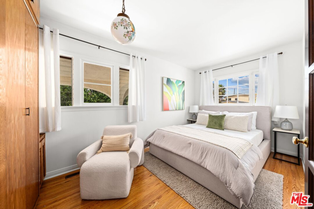 822 Pine St, Santa Monica CA 90405