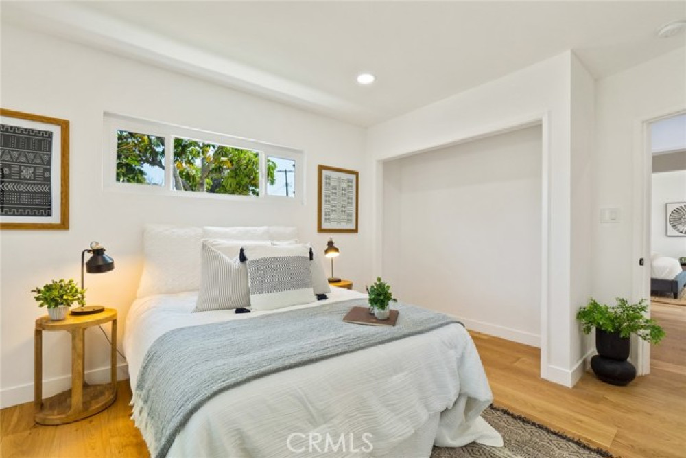 5400 W 76th St, Westchester CA 90045